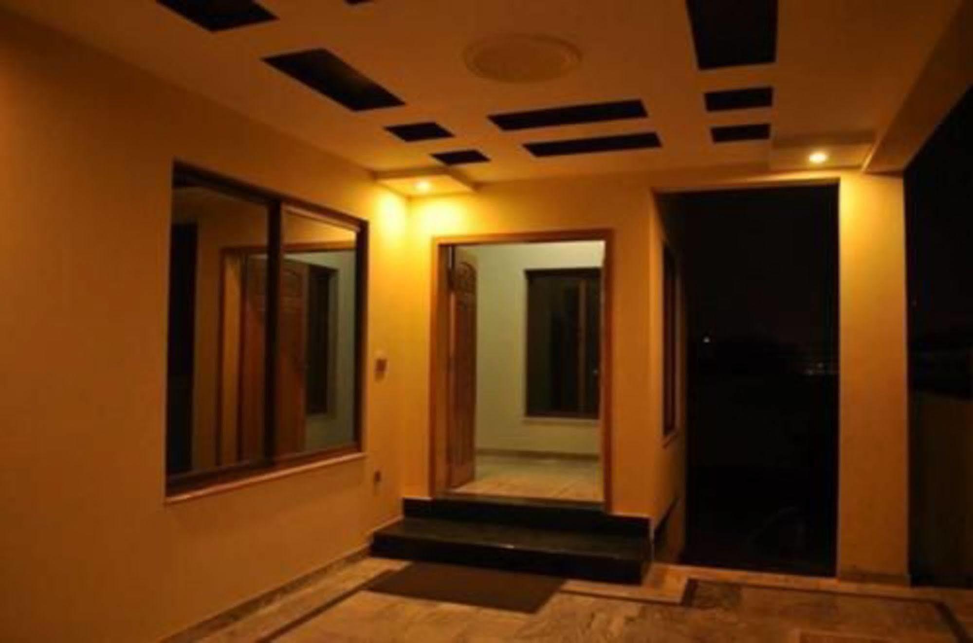 Hotel Diplomat Islamabad Exterior photo