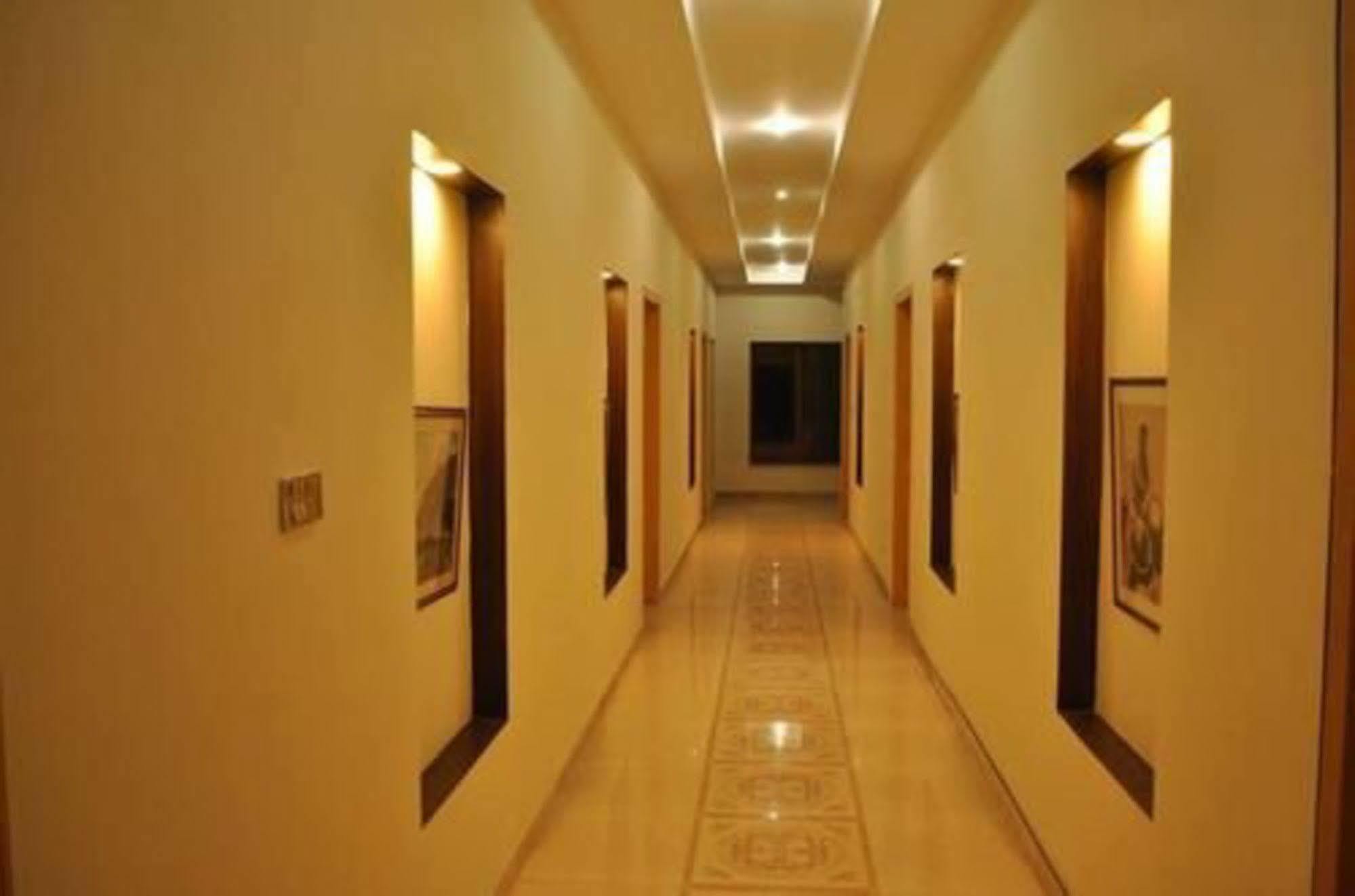 Hotel Diplomat Islamabad Exterior photo