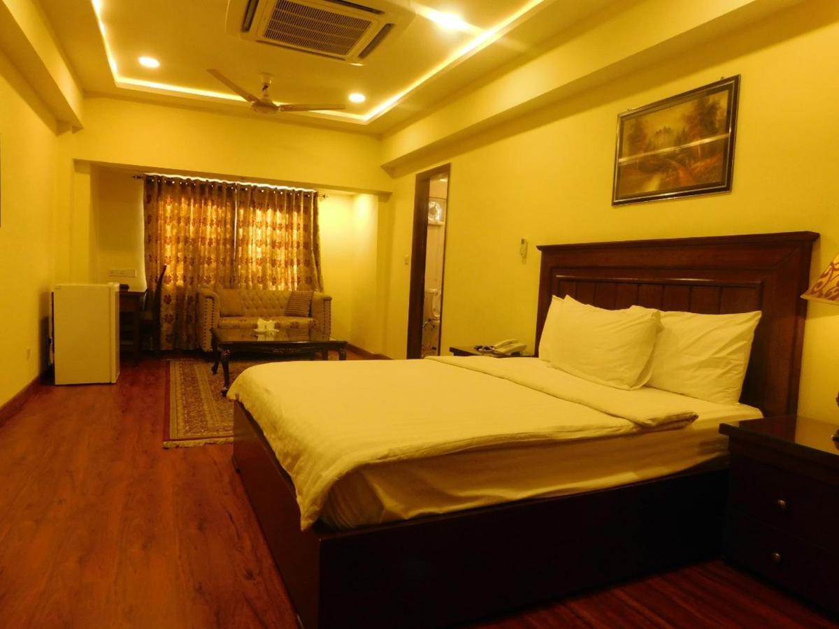 Hotel Diplomat Islamabad Exterior photo